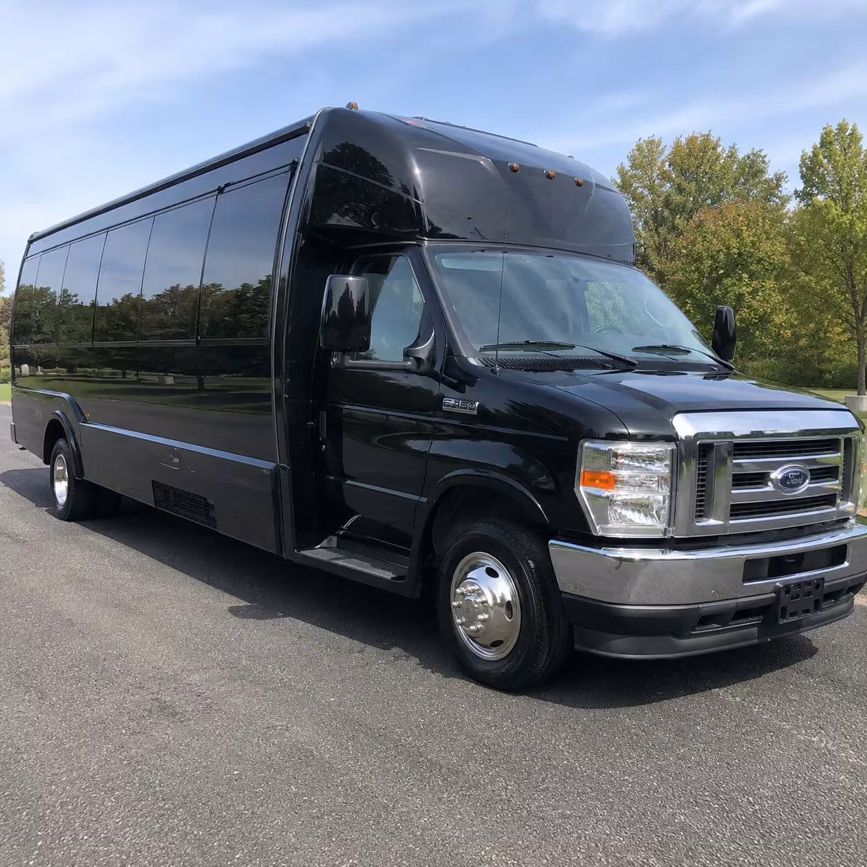 18 passenger party bus
