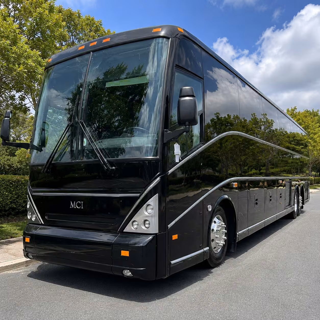 40 56 passenger charter bus
